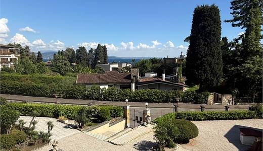 APPARTAMENTO IN VILLA LIBERTY