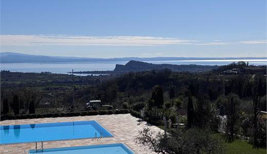 Apartment for sale in Puegnago sul Garda